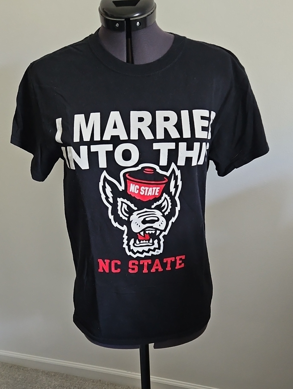 Black NC State Wolf Head Graphic Tee with Red Accents